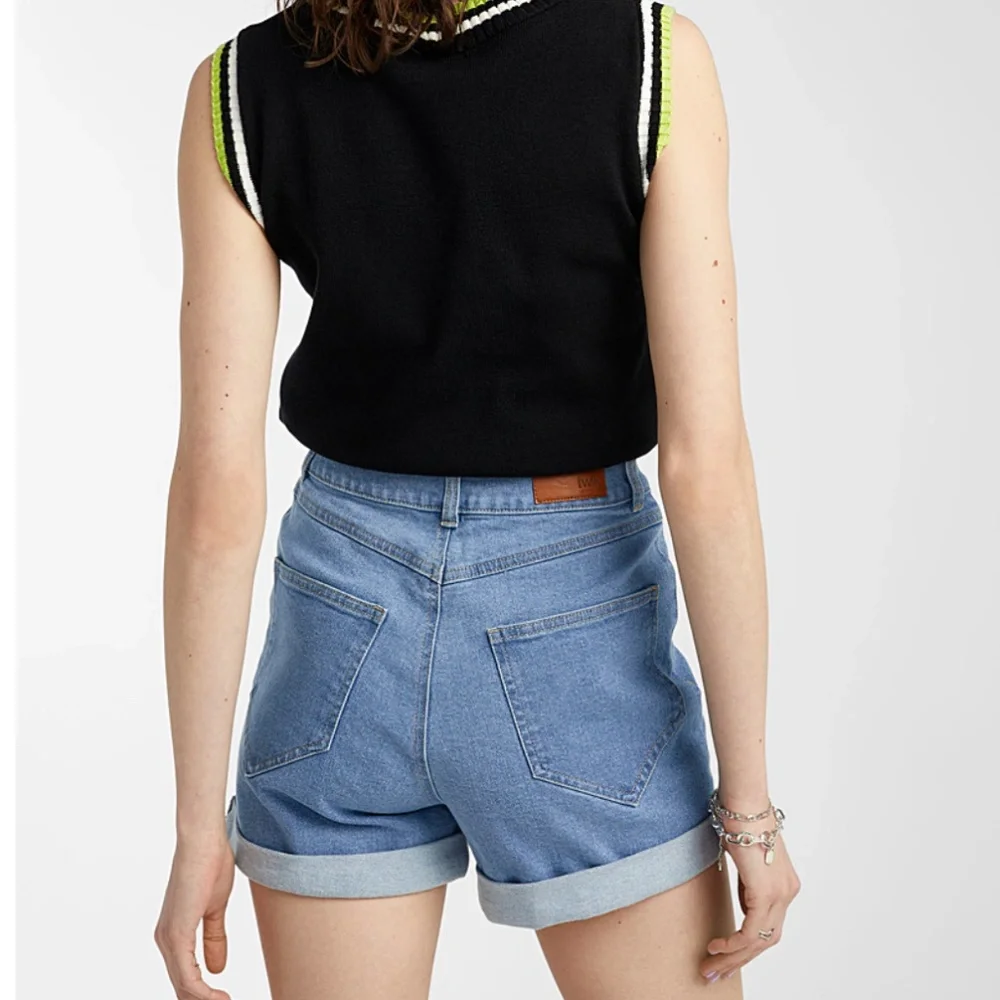 Retro eco-friendly organic and recycled cotton denim high waist mom shorts NWT - Picture 2 of 11